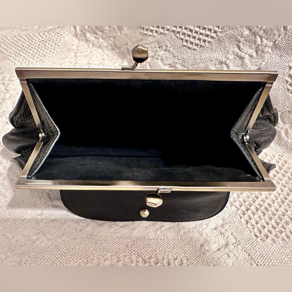 COPY - ZAC POSEN for Samsung Black Plush Leather Woman’s Clutch Kiss Lock - Picture 9 of 16